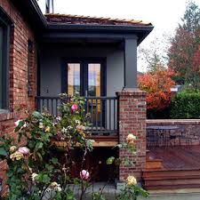 Luckily ppg's exterior paint colors offer multiple choices of exterior paint colors that go with red brick. Exterior Paint Colors With Red Brick Trim Houzz