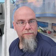 What are the best places to launch and areas to avoid for a newbie fishing  at Raystown Lake?