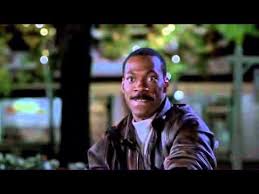 Ce face un tânăr de culoare în comunitatea albă din beverly hills? A Beverly Hillsi Zsaru