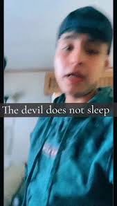 Mendoza Perla Devil Never Sleeps