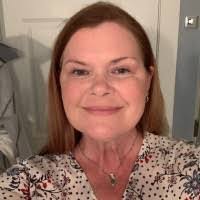 Julie Stankus's Instagram, Twitter & Facebook