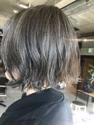 切りっぱなしボブ 抜け感ある外ハネ house ハウス をご紹介 2018年春の最新ヘアスタイルを100万点以上掲載 ミディアム ショート ボブなど豊富な条件でヘアスタイル 髪型 アレンジをチェック 髪型 ヘアカット ヘアスタイル