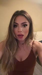 Kayla Levine's Instagram, Twitter & Facebook