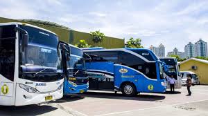 Bus rapid transit trans semarang trans semarang sekarang memiliki tujuh koridor utama dan satu koridor khusus, yaitu koridor i jurusan terminal mangkang — terminal penggaron, koridor ii jurusan terminal terboyo — terminal sisemut ungaran, koridor iii jurusan pelabuhan tanjung emas. Jadwal Keberangkatan Harga Tiket Bus Semarang Jakarta 2021