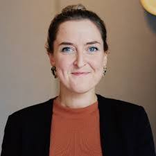 Jodie Field's Instagram, Twitter & Facebook