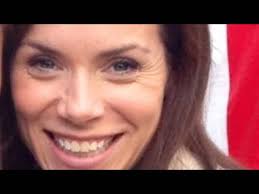 Anna Acton-fan video