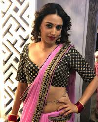 Social media aunties with very deep navel. 40 Aunty Navel Actress In Half Saree Milf Aunty 2021 Season 1 Uncutadda Exclusive