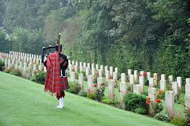The definitive website for everything to do with tartan and highland dress. Pemakaman Militer Foto Gratis Di Pixabay