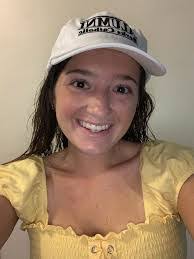 Lauren Eckel's Instagram, Twitter & Facebook