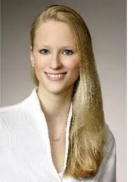 Anna Schade's Instagram, Twitter & Facebook