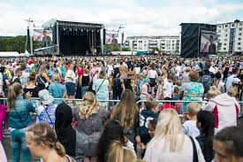 Det er boligforvalteren obos som er festivalens hovedpartner, og all things live er arrangør. Oslo Sommertid Ble En Gedigen Suksess 730 No
