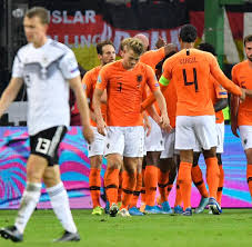 Sieh dir das video an! Niederlande Fussball Nationalmannschaft Welt