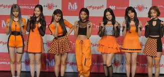 Yeonwons age is 23 years old as of now and her nicknames are dachilie and yeonwoo neulbo. List Of Awards And Nominations Received By Momoland Wikipedia