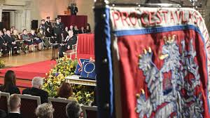 Prezident české republiky miloš zeman poskytl televizi prima exkluzivní projev na zámku v lánech. Skutecny Projev Prezidenta Z 28 Rijna Remeslne Politikareni Nestaci Politika Musi Spocivat Na Mravnosti Hospodarske Noviny Ihned Cz