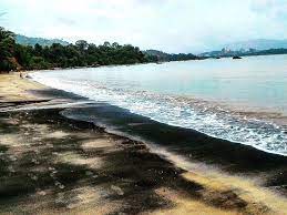 She is presently basing herself in langkawi, malaysia from where she continues her exploration of malaysia, thailand, indonesia, burma, laos, vietnam, cambodia and other destinations on her bucket list. Pantai Pasir Hitam 2 Foto Black Sand Beach Langkawi Tripadvisor