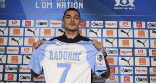 Nemanja radonjic ak marseille autograph serbia. Om Radonjic Content D Integrer Le Meilleur Club De France