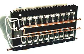 In the final image can be seen a series of power amplifiers using 10 sets of power. 3000 Watt Power Inverter 12v Dc To 230v Ac Circuitstune