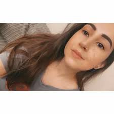 Hello, I don't have a spider yet I'm just thinking about it... Do I need a  heat mat in the enclosure in the UK please?