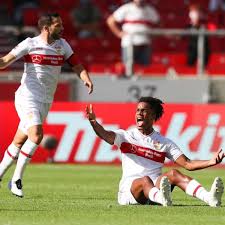 The midfielder has fallen out of form over the last few months of fixtures. Castro Und Didavi Was Wird Aus Den Vfb Routiniers Fussball