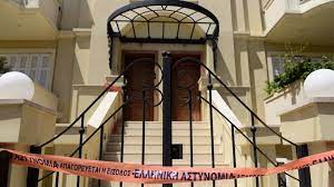 Ως σύνθετη υπόθεση χαρακτήρισε την εξιχνίαση της φρικτής δολοφονίας της 20χρονης καρολάιν στα γλυκά νερά ο συνδικαλιστής της ελληνικής αστυνομίας, σταύρος μπαλάσκας. Egklhma Sta Glyka Nera Poy Anazhtoyn Toys Drastes Oi Arxes Cnn Gr