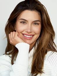 Mariah Carroll's Instagram, Twitter & Facebook