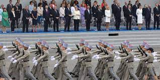 Dominique vienne n'est pas inconnu du public réunionnais, l'ancien président de la cpme, à la tête du conseil economique et social de. Un Defile Du 14 Juillet Place Sous Le Signe De La Cooperation Militaire Europeenne