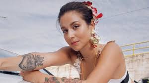 Denise rosenthal será el reemplazo de camila gallardo en la obertura del festival. Denise Rosenthal Agota Las Entradas Para Uno De Los Shows De Lanzamiento De Cambio De Piel Parlante Cl