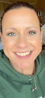 Alright ladies 😁who used these? I still have the white one 😂