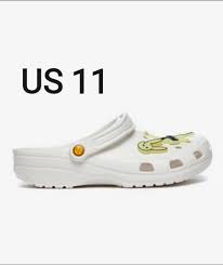 Bad bunny is proving his status as an international superstar by crossing over into the world of fashion, releasing a collaboration with crocs that sold out in a matter of minutes. Crocs X Bad Bunny Glow In The Dark Men S Us 11 Men S Fashion Footwear Slippers Sandals On Carousell