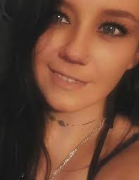 Pamela Hartwig's Instagram, Twitter & Facebook