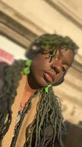 Hi there, my name is Veronica, and I joined to look for extra work  opportunities! Lovely to meet you all 🙂