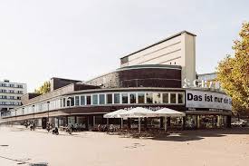 Berliner schaubühne lässt zuschauer kopfhörer tragen. Schaubuhne Am Lehniner Platz Referenzen Zhn Architekten Berlin