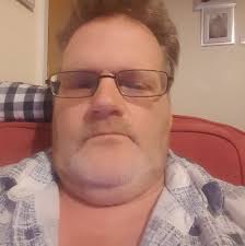 Anyone know where I can get a car key replacement please?