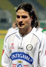 Der sk sturm graz hat seine trikots für die kommende saison präsentiert. File Sv Mattersburg Vs Sk Sturm Graz 20130217 12 Jpg Wikimedia Commons