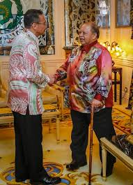 Usm pulau pinang bism illah irra hman irra him assalamualaikum warahmatullahi wabarakatuh 1. H2oteam On Twitter Dymm Tuanku Syed Sirajuddin Ibni Almarhum Tuanku Syed Putra Jamalullail Raja Perlis Berkenan Bersalaman Dengan Ds Hishammuddinh2o Selepas Sembah Mengadap Di Istana Arau Https T Co Vvc7uaqlwa