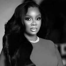 Clara Benson (@Claraben442)