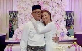 Dahlan abdul rahman berada di facebook. Datuk Rahman Dahlan Kahwin Lagi