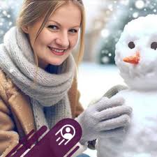 Добрий вечір! Сьогодні робила крем із крохмалю. Молоко кипіло і я влила  холодне молоко з крохмалем. Коли почало заварюватись вийшло ніби ,,соплі,,  тягуче і я не можу збити із маслом. Підкажіть що