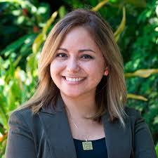 Elly Torres's Instagram, Twitter & Facebook