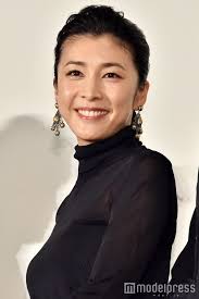 画像2 8 竹内結子 c モデルプレス 竹内結子 おでこ全開 大人ポニーテール 大ぶりアクセで 技あり ドレスアップ ファッションチェック 竹内 結子 結子 ジャパニーズビューティー