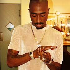 If You Got It Better Flaunt It Tonight 2pac Become The First Rapper To Be Inducted Into The Rocknroll Hall Of Fame Not Tupac Pictures Tupac Shakur Tupac