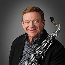 Christine Caunt's Instagram, Twitter & Facebook