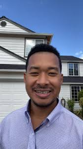 Helped my buyers save a lot of money by buying this fixer upper in Madrona  Park. It needs fixing, but my clients are DIY people. Let’s chat about your  future. Call/text: (253)948-8102.