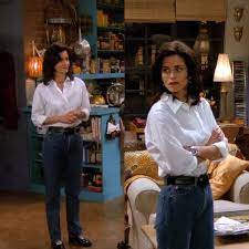 Monica geller tends to be overlooked when it came to fashion on friends, so here is a list of 10 outfits monica wore that we still. 25 Monica Gellerrrrr Ideas Rachel Green Outfits Friend Outfits Friends Fashion