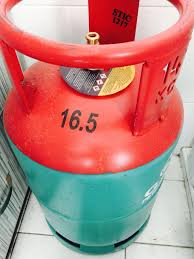 Mira gas 10kg and 14kg. Tong Gas Kosong Petronas 14kg Large Size Kitchen Appliances On Carousell