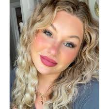 Boymomsarah (@gratefulglamsarah)