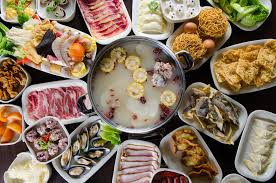 L'hot pot, conosciuto anche con il nome di fondue cinese, è uno stufato che viene preparato con l'hot pot ha una storia millenaria. Tutto Quello Che Dovreste Sapere Sull Hot Pot Agrodolce