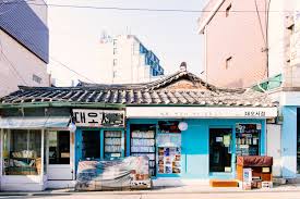 Seoul Seochon Second Hand Bookstore Second Hand Bookstore Seoul Street Photo