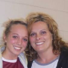 Roxanne Barden's Instagram, Twitter & Facebook