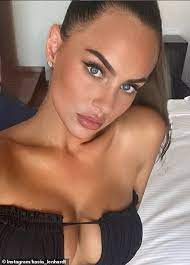 Kasia lenhardt, modelo de 25 anos, e o futebolista do bayern munique tinham terminado a relação há uma semana. Fellow Wag Hints Cyber Bullying Drove Her Friend Kasia Lenhardt To Her Death Daily Mail Online